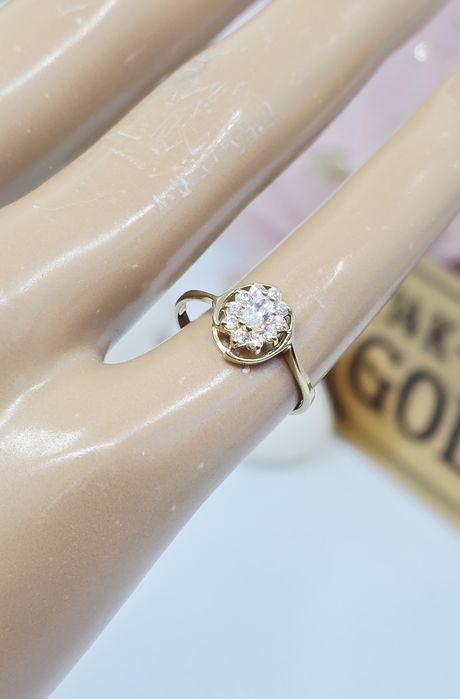 Złoty pierścionek próba 585 14k Używany