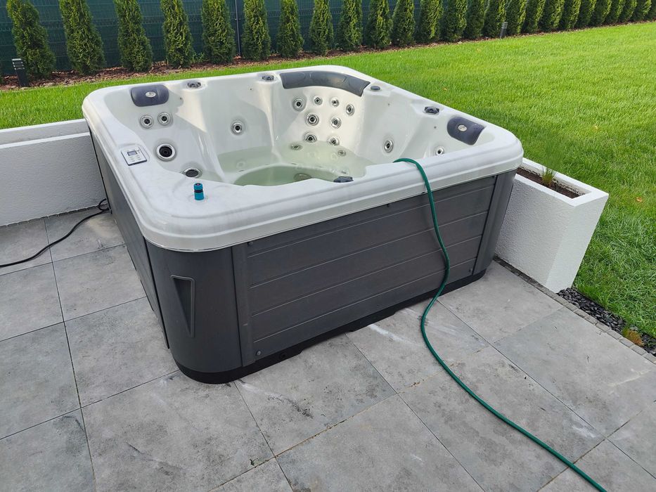 Ogrodowa wana spa , jacuzzi całoroczne , USA - BALBOA , Sundance