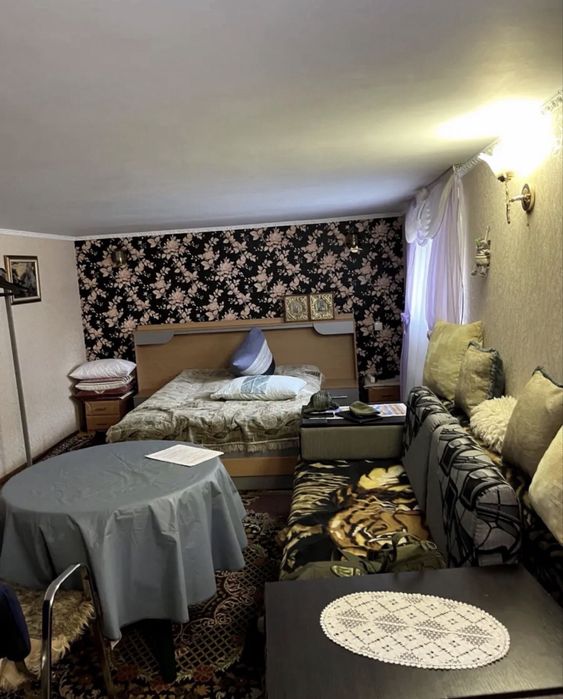 Оренда частини будинку 8000 на Максютова