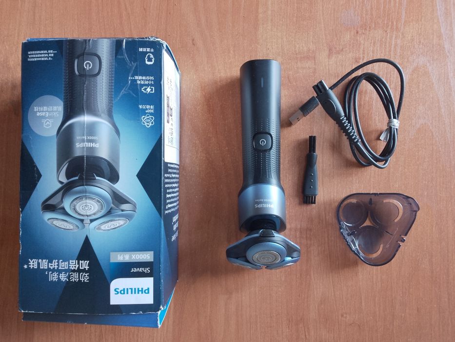 Електробритва Philips 5000X