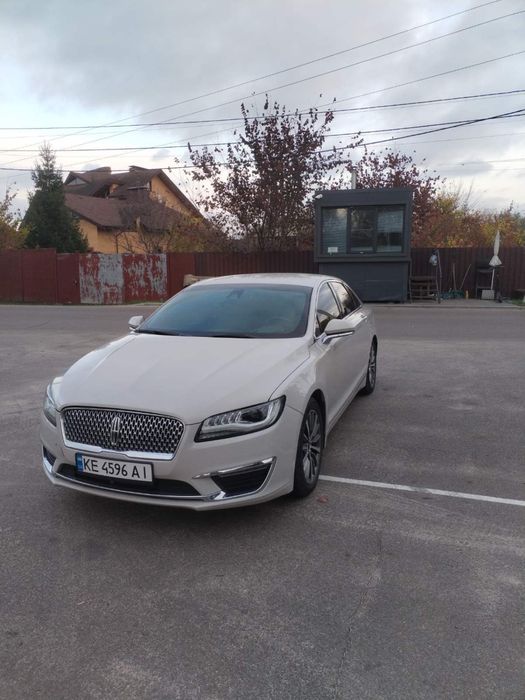 Lincoln Mkz