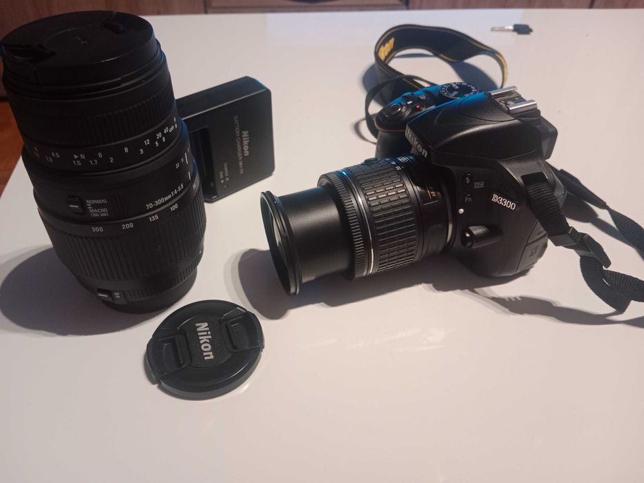 Sprzedam lustrzankę Nikon D3300