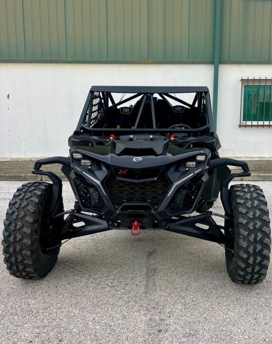 Can Am Maverick R 2025 STOCK FMP