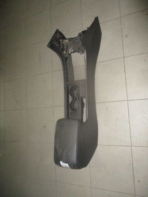 Apoio de braço MAZDA 3 (BK)