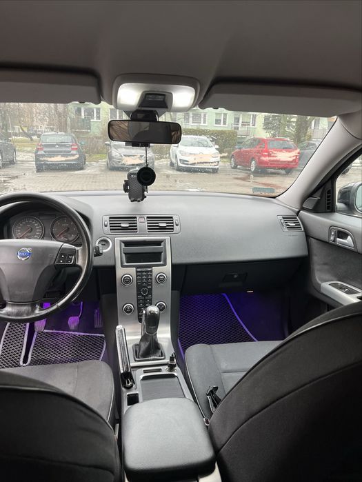 Volvo V50 2009 rok 2.0 D, 136 K. Bardzo dobry stan opon 2023