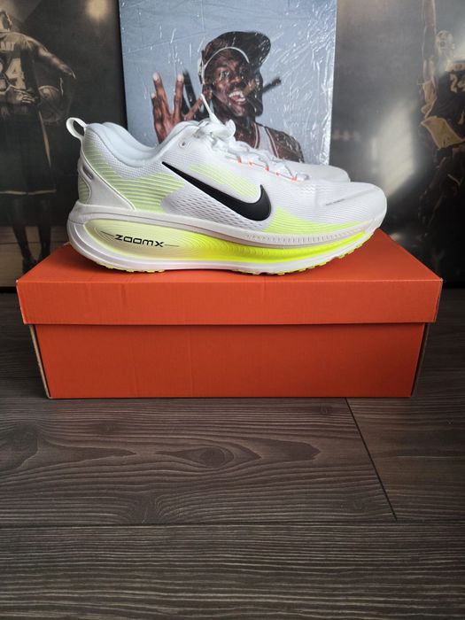 Nike Vomero 18 roz. 45,5