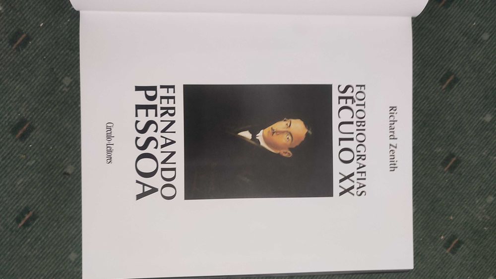 Fotobiografias Século XX - Fernando Pessoa