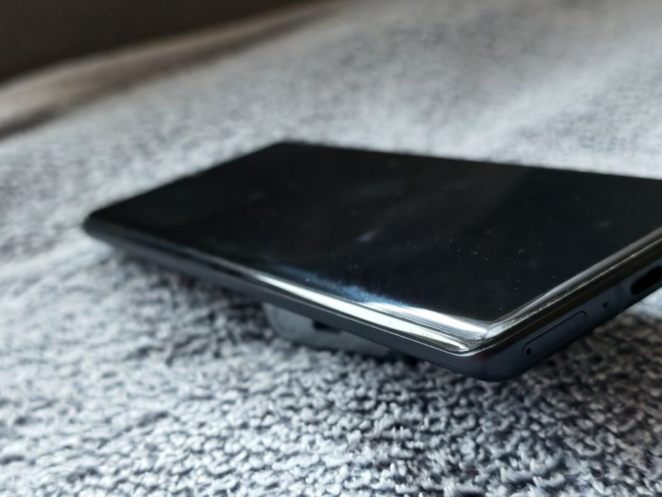 Motorola edge 40 pro 5G +prezent LG- G3