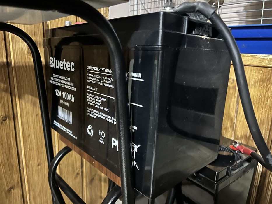 Продам акамулятор 100а гель