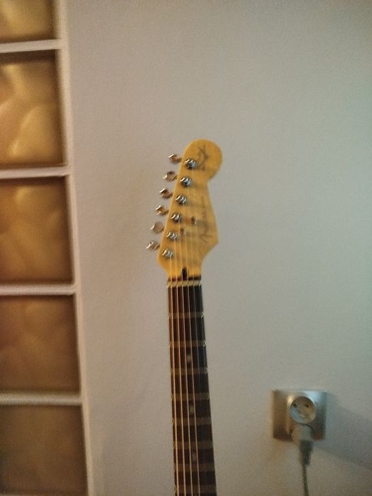Squier-Fender Stratacoustic. Sprzedam lub zamienię.