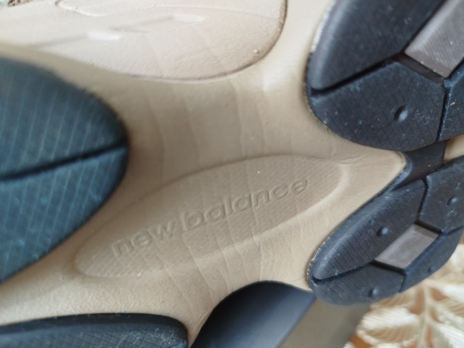 Sprzedam adidasy skórzane nowe