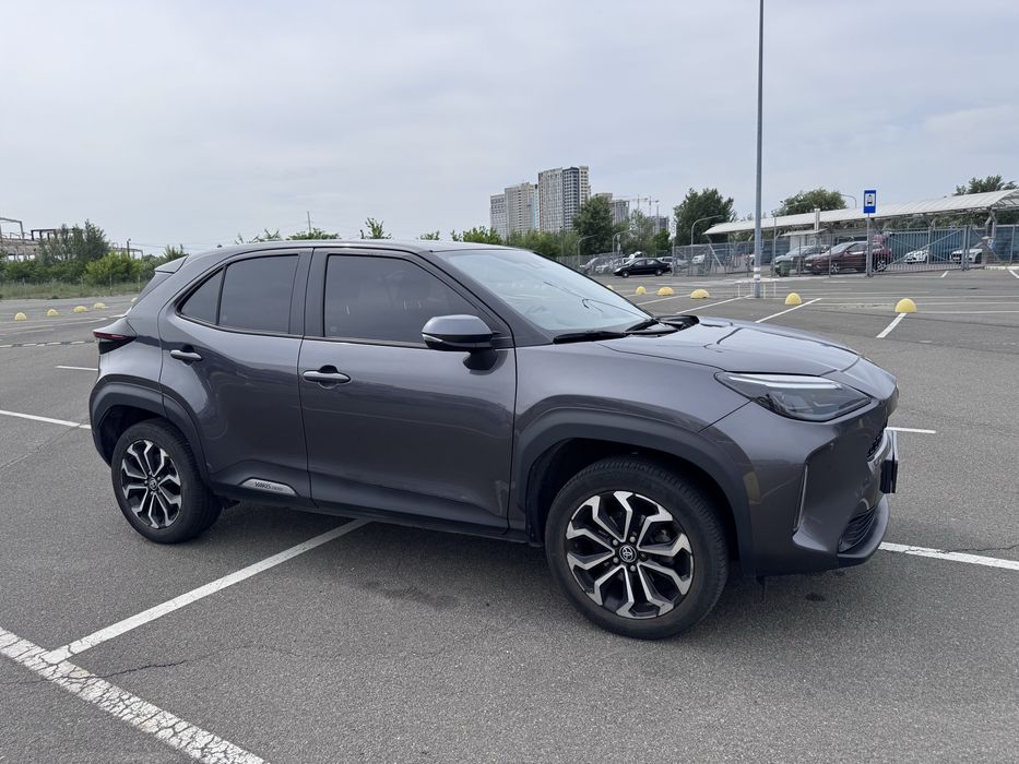 Toyota Yaris Cross гібрід