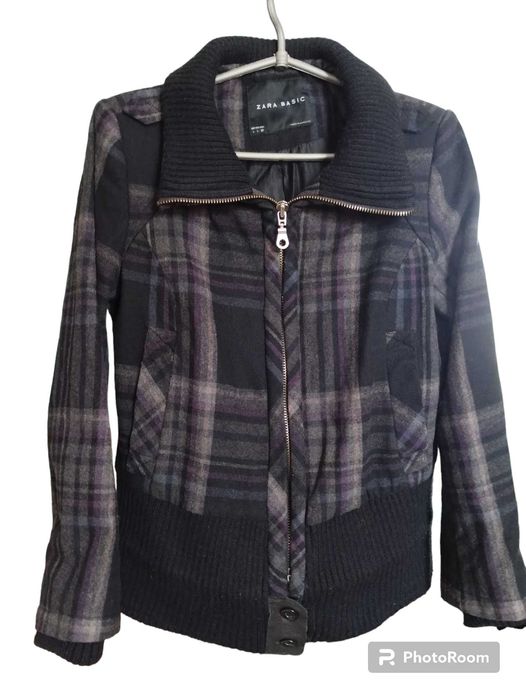 Куртка жіноча L.