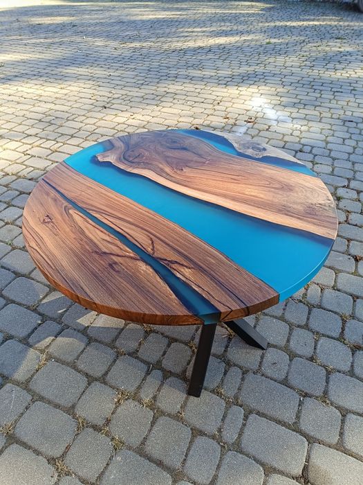 Stolik kawowy orzech żywica