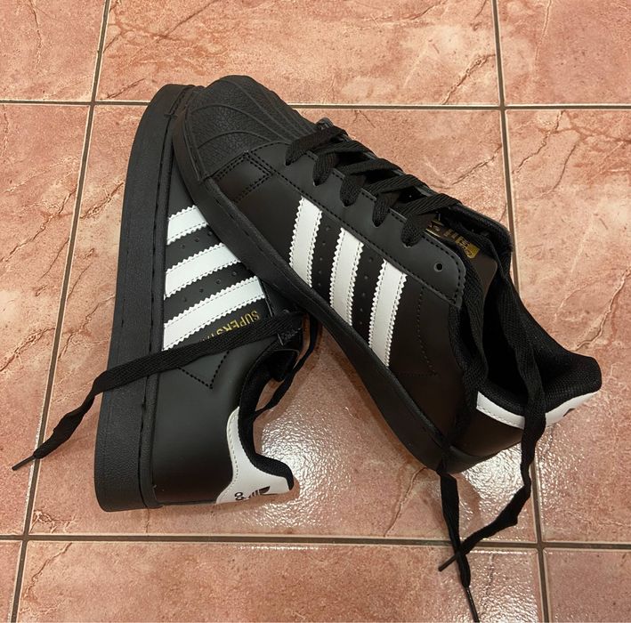 Жіночі Суперстари, Адідаси, Adidas Superstar