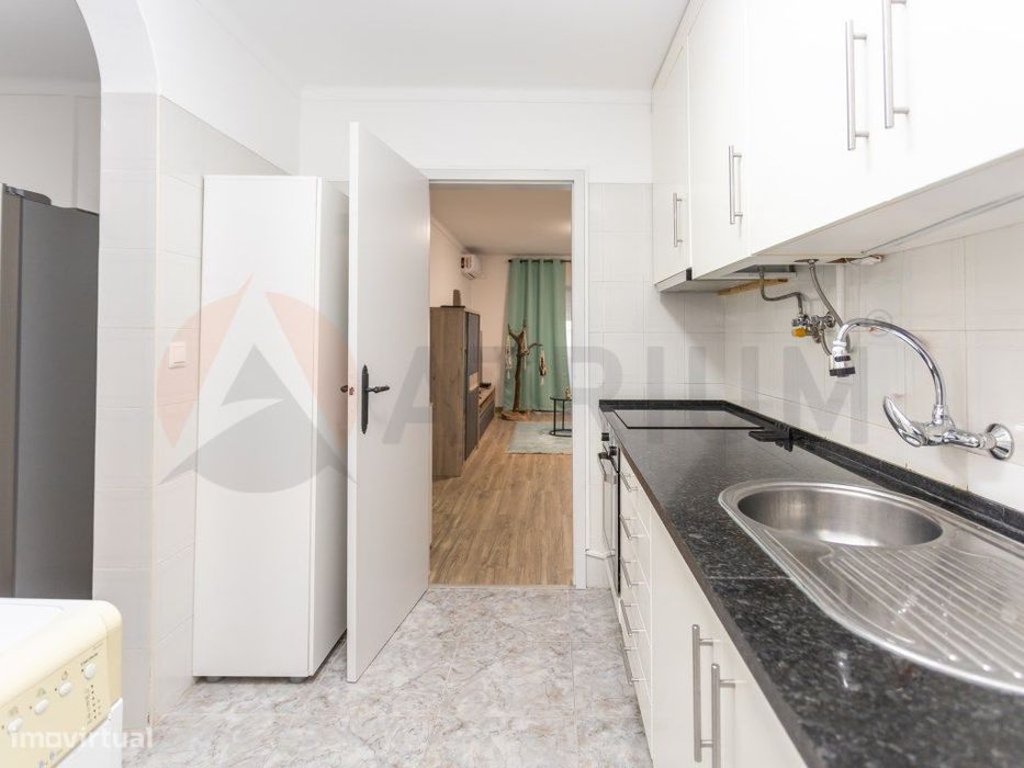 Harmonioso Apartamento com arrecadação