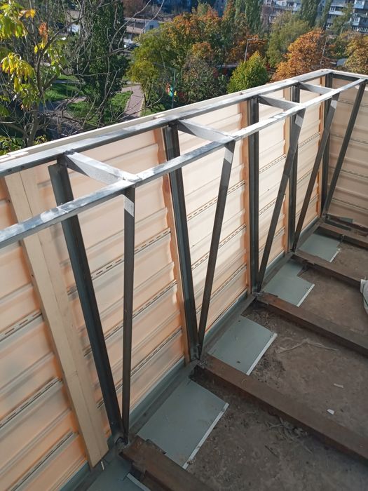 Винос балкона та лоджії