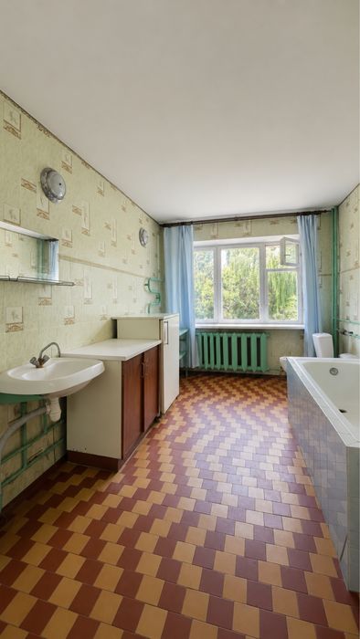 Продам 3х кімнатну квартиру по вул. Музична! Ціна знижена!