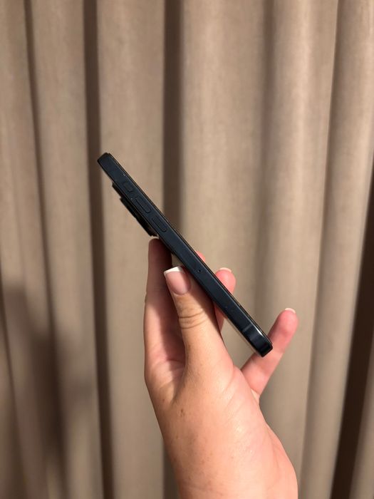 iPhone 15 pro dobry stan