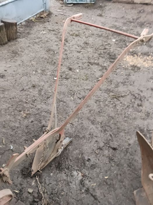 Продам плуг однокінний