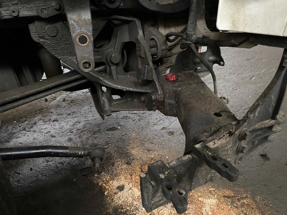 Бампер балка підсилювач бампера DAF XF 106 Euro 6 1907076 1911620