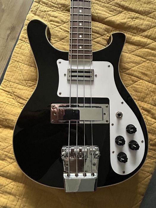 Baixo Harley Benton RB-414BK Classic Series