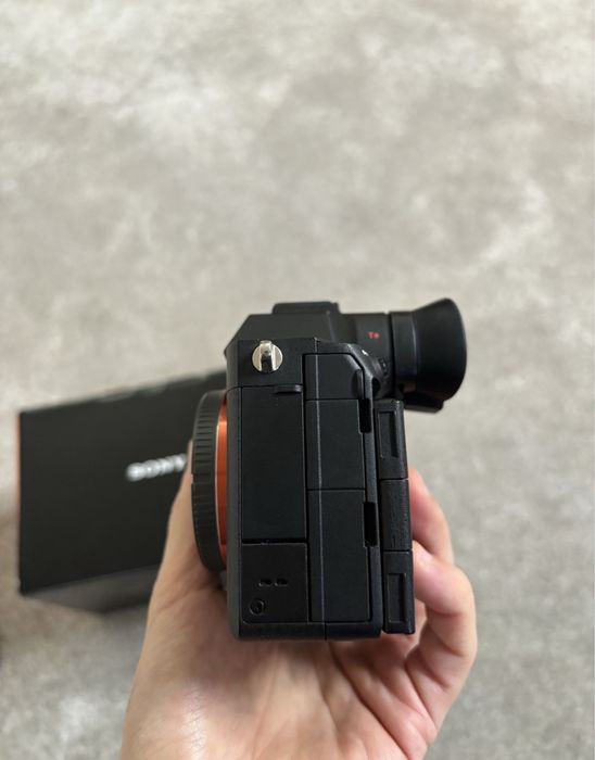 Sony A7 RV corpo impecavel com caixa e acessorios