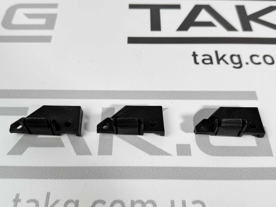 Кронштейн переднього бампера крила телевізору Tesla Model 3 Highland