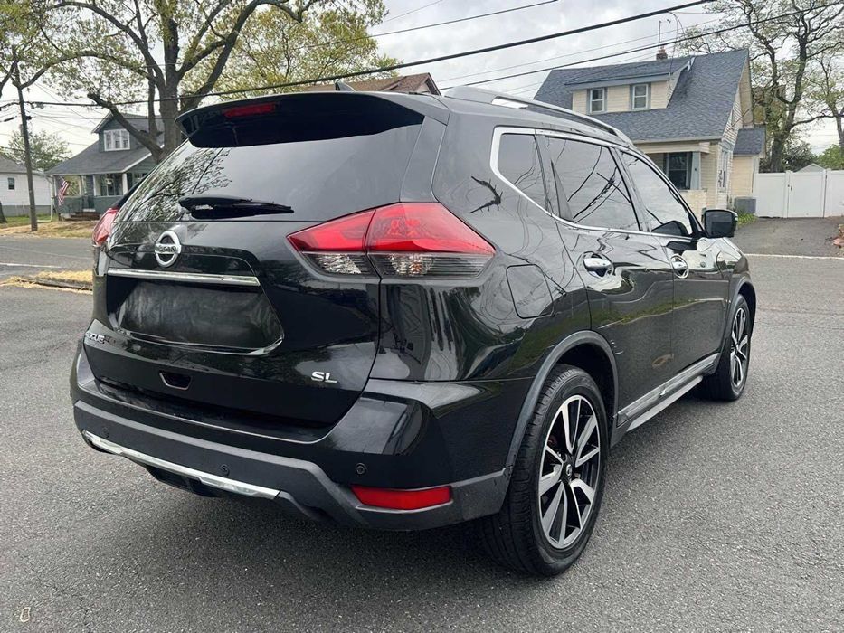Nissan Rogue      2018