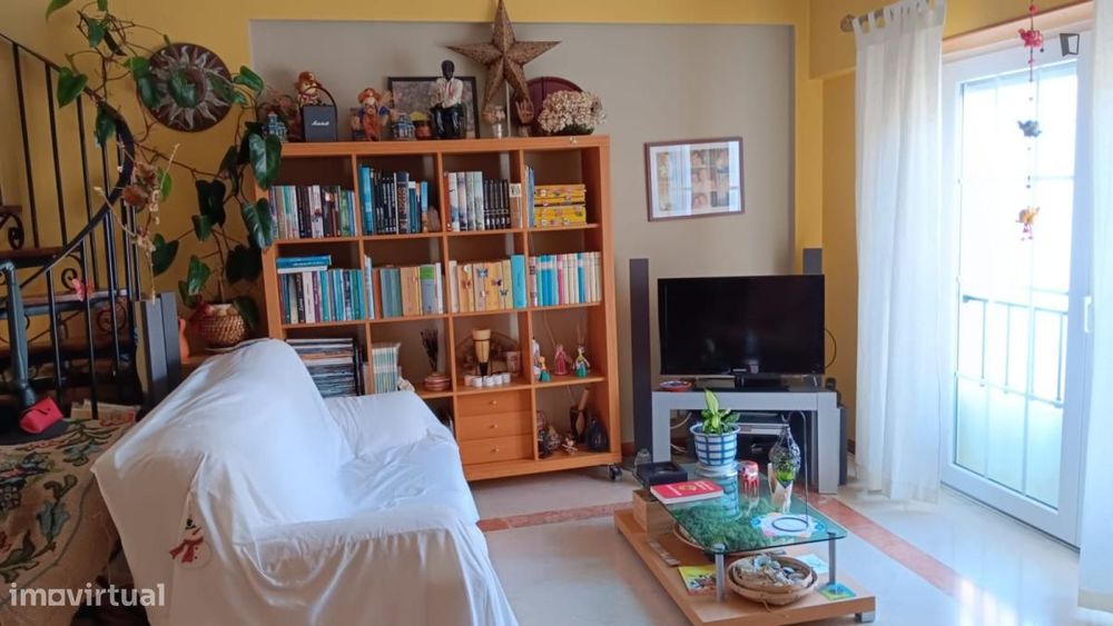 Quarto - localizado em Lisbon