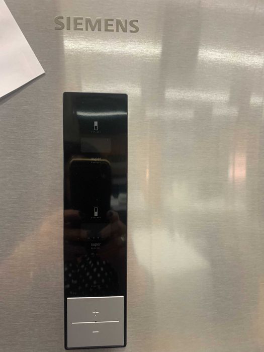 Chłodziarko-Zamrażarka Siemens z kamerą oraz Wi-Fi iQ500