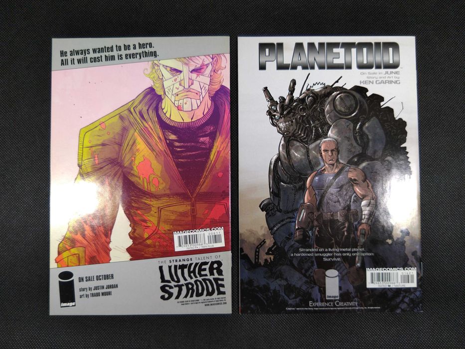 Komiksy "Hack/Slash" - nr 8 i 20 (2 szt)