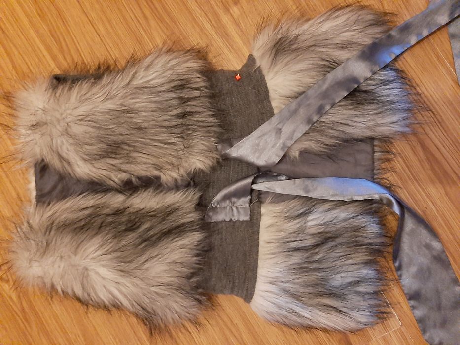 Жилетка с искусственного меха