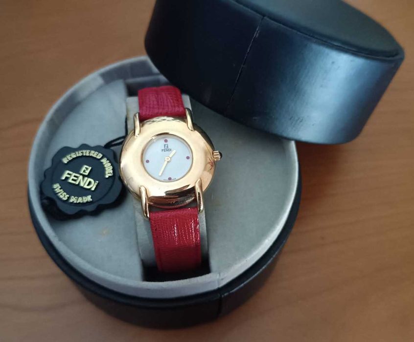 Relógio Fendi 400J novo ainda na caixa