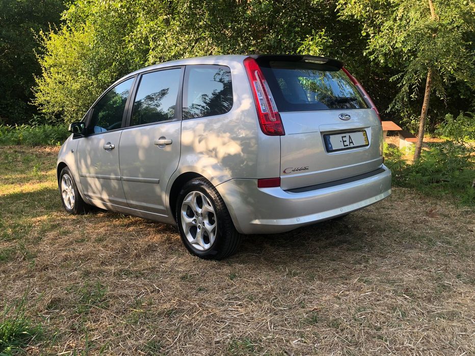 Ford C-Max — fotografia 2