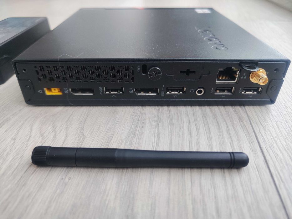 Lenovo Thinkcentre M715Q AMD Athlon Pro 200GE DDR4 4GB SSD 256GB Wi-Fi