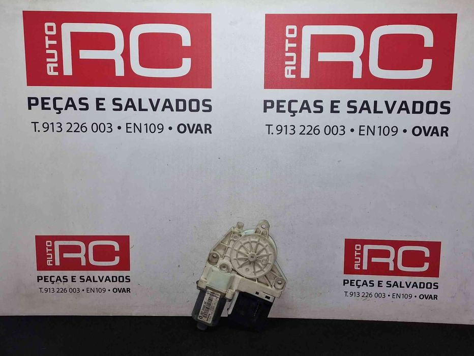 Elevador Vidros Trás Direito 827300003R - RENAULT MEGANE III Hatchback