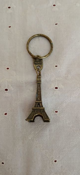 Porta-chaves Torre Eiffel, novo