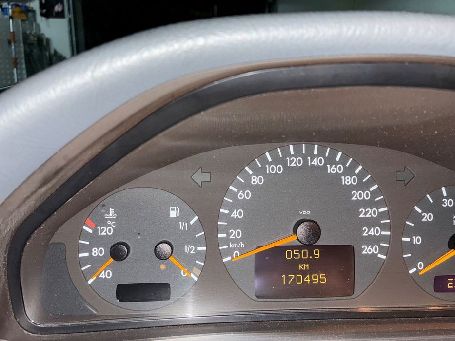 Mercedes-Benz CLK 200