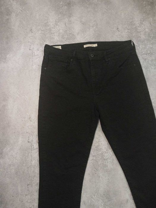 Джинси Levis Premium. Розмір 32