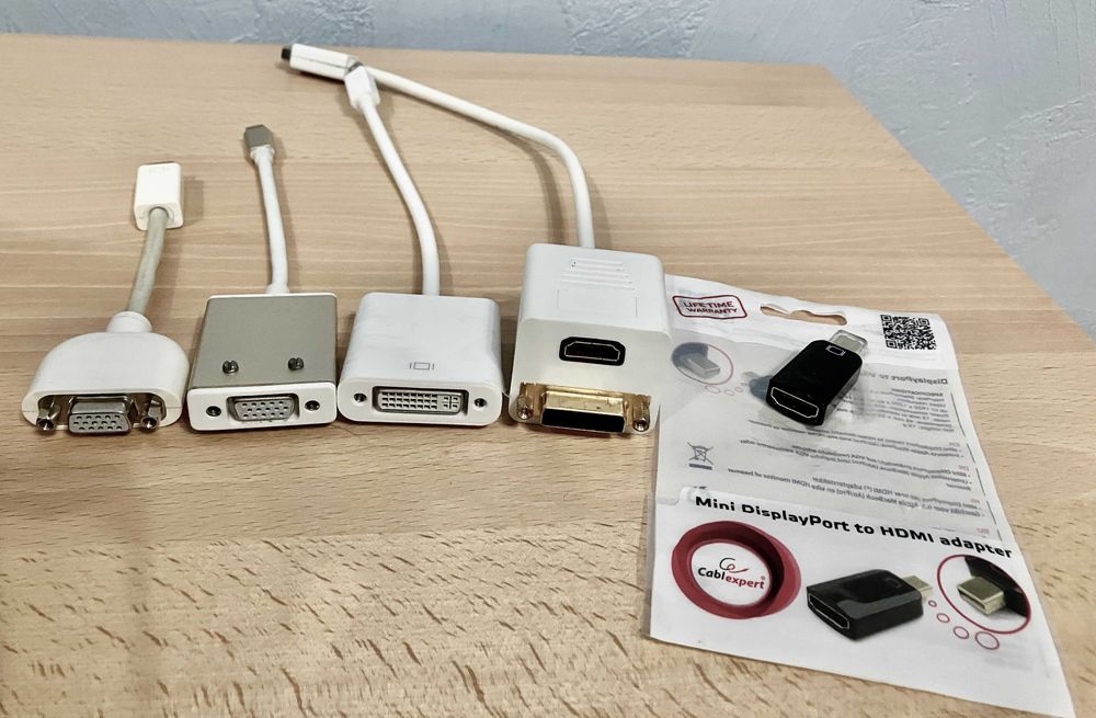 Переходник/адаптер Mini DisplayPort -> DVI, HDMI; Mini DVI -> VGA