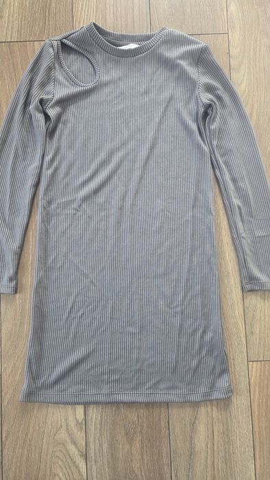 Sukienka Reserved r. 146