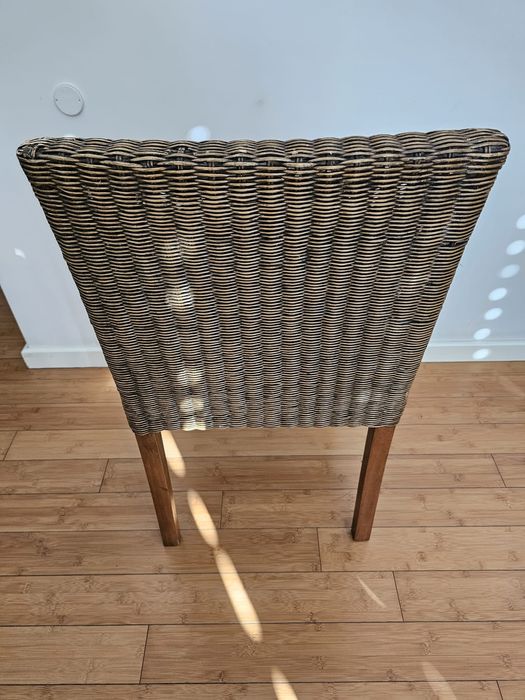 Cadeira madeira com palhinha