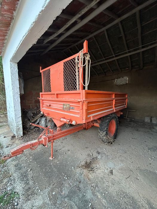 Reboque Galucho.
