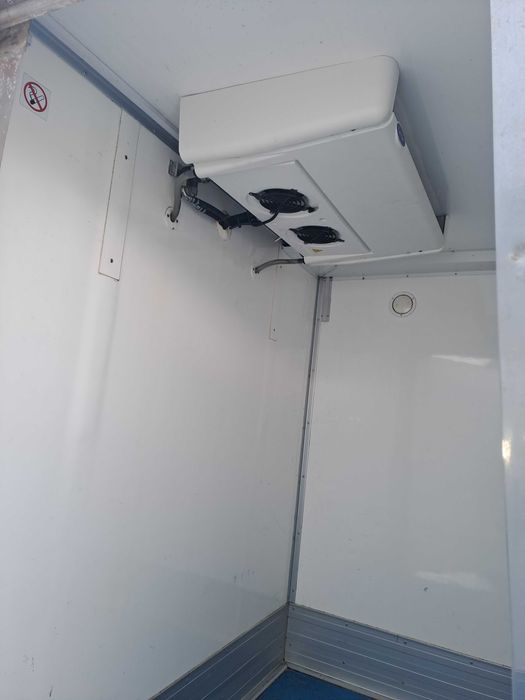 Будка-рефрижератор 4,37 м з підрамником б/у 2016 р. в.