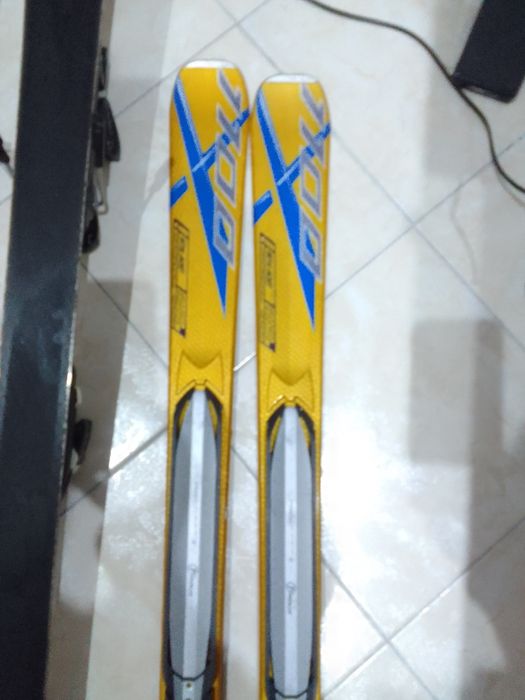 Narty  zjazdowe HEAD taliowane jak nowe