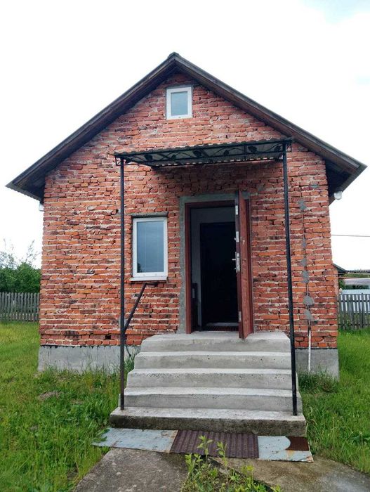 Продаж будинку Шептицький район с.Старий Добротвір житоловий стан.