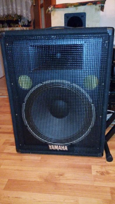 Powermixer i kolumny Yamaha