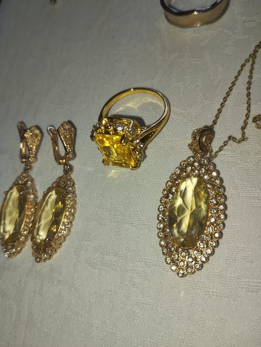 Okazja! Nowy Elegancki Zeswt Biżuterii +Gratis.