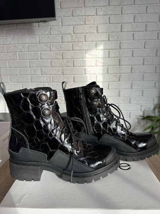 UNCOME BUTY DAMSKIE, skora naturalna model 33009 DRAGON NERO rozm. 38